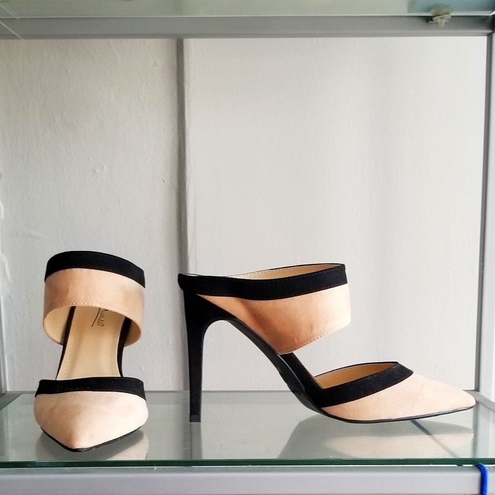 Georgeous Backless Black & Cream 4" Stiletto